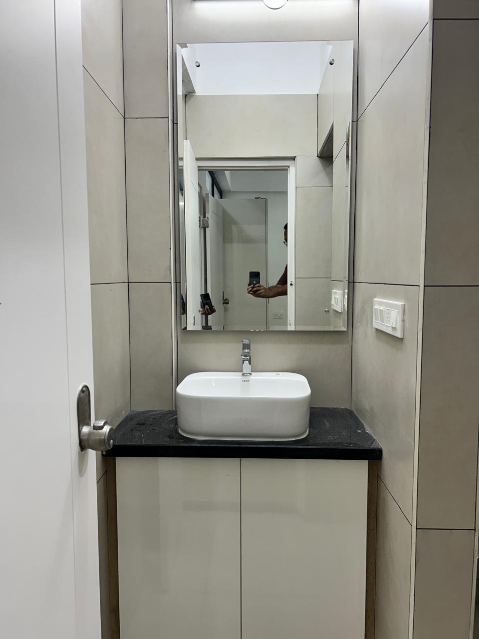 Bathroom vanity